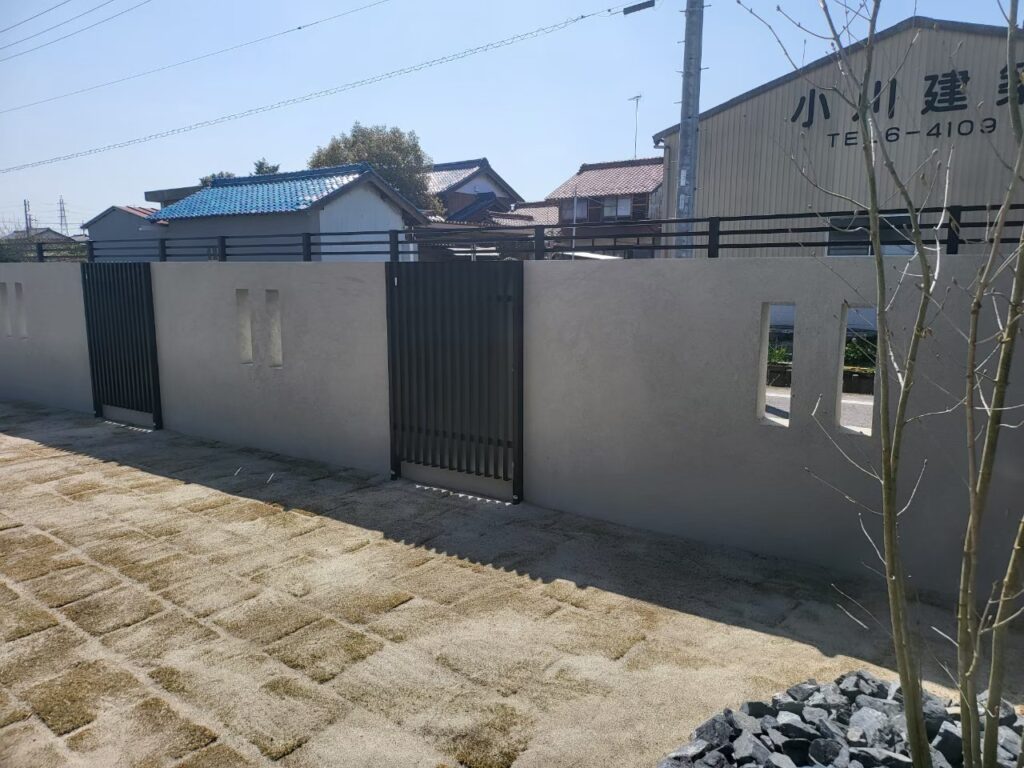 シンプルで美しい！瑞穂市の洗練された外構