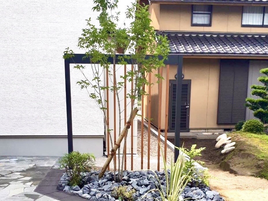 整った美しさ。現代風和モダン外構